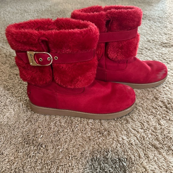 G by Guess Shoes - Guess Red Faux Fur Buckle Short Boots Women’s size 10 Scuffed toes